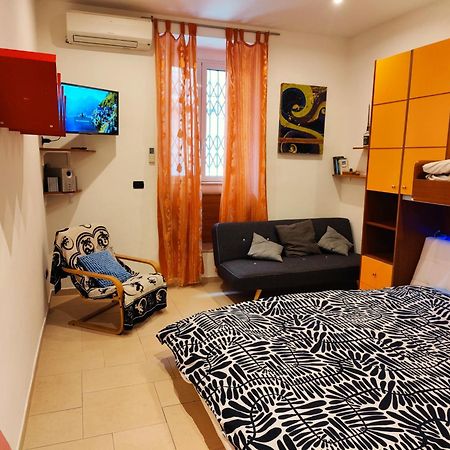 Letto Ad Acqua H2Ome Apartment Бари Екстериор снимка